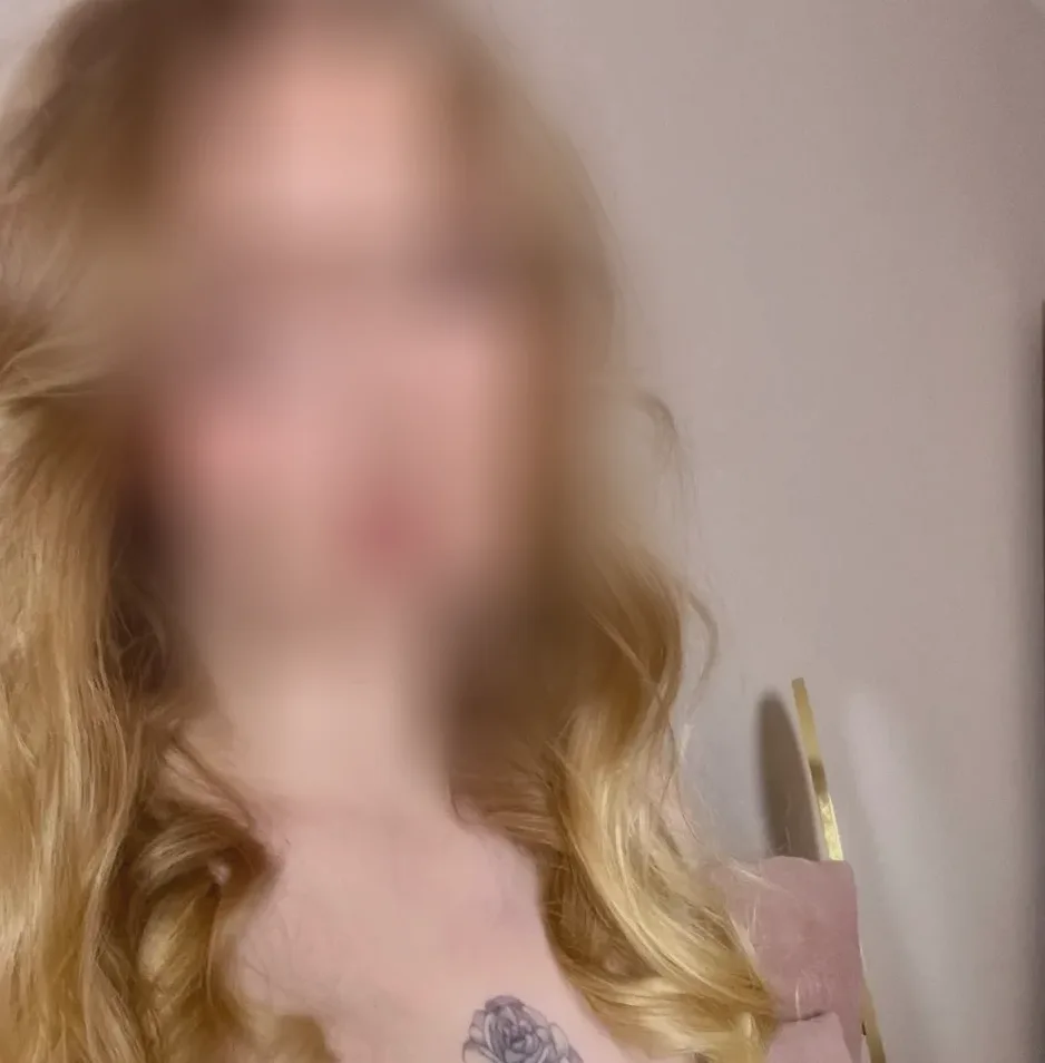 Lucy, 23